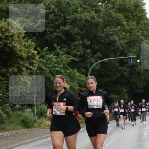 14.06.2026 - REWE Women's Run Jannik Wohlers http://msf.ph/oto/9797745 14.06.2026 10:01:16 Laufen 10, 10474, 57 meine-sportfotos.de