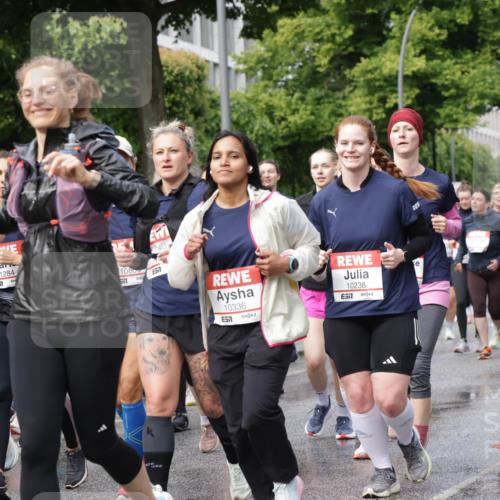 14.06.2026 - REWE Women's Run Jannik Wohlers http://msf.ph/oto/9797753 14.06.2026 09:11:58 Laufen 11359, 7, 11284, 10800, 57, 517, 57, 10336, 7, 10238, 7, 02, 221, 115 meine-sportfotos.de