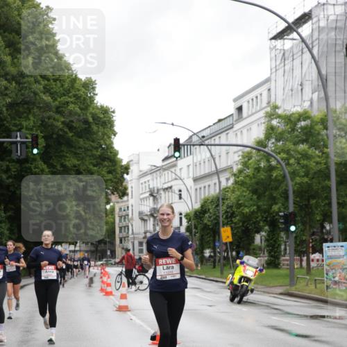 14.06.2026 - REWE Women's Run Jannik Wohlers http://msf.ph/oto/9797766 14.06.2026 10:01:21 Laufen 11010, 01 meine-sportfotos.de