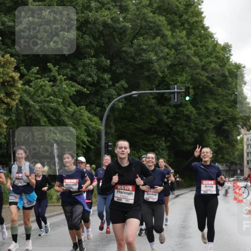14.06.2026 - REWE Women's Run Jannik Wohlers http://msf.ph/oto/9797784 14.06.2026 10:01:22 Laufen 11239, 11031, 10061 meine-sportfotos.de
