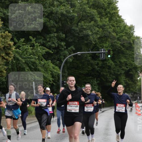 14.06.2026 - REWE Women's Run Jannik Wohlers http://msf.ph/oto/9797787 14.06.2026 10:01:22 Laufen 11031, 57, 10061, 10060 meine-sportfotos.de