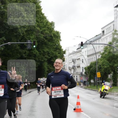 14.06.2026 - REWE Women's Run Jannik Wohlers http://msf.ph/oto/9797800 14.06.2026 10:01:24 Laufen 10060, 57 meine-sportfotos.de