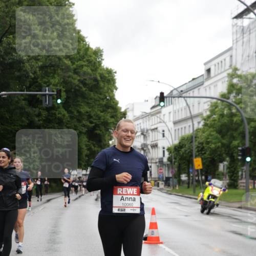 14.06.2026 - REWE Women's Run Jannik Wohlers http://msf.ph/oto/9797807 14.06.2026 10:01:24 Laufen 10060 meine-sportfotos.de
