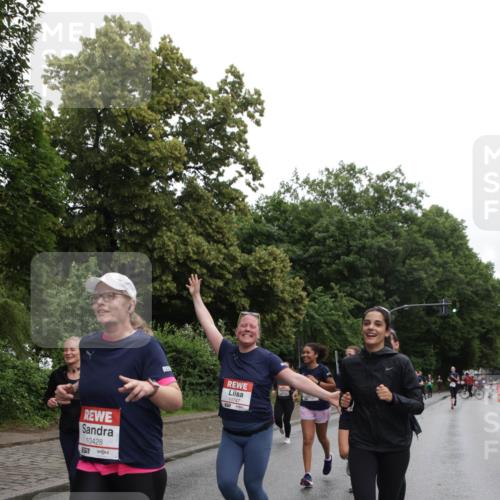 14.06.2026 - REWE Women's Run Jannik Wohlers http://msf.ph/oto/9797827 14.06.2026 10:01:27 Laufen 10428, 517, 10747 meine-sportfotos.de