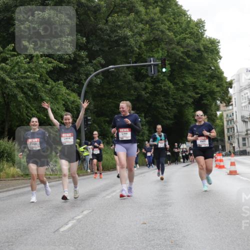 14.06.2026 - REWE Women's Run Jannik Wohlers http://msf.ph/oto/9797986 14.06.2026 10:01:52 Laufen 1 meine-sportfotos.de