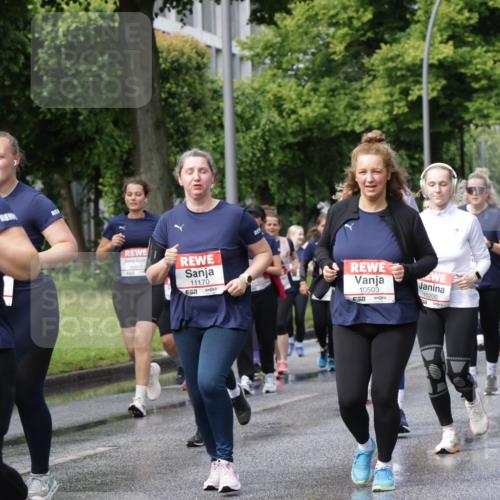 14.06.2026 - REWE Women's Run Jannik Wohlers http://msf.ph/oto/9798056 14.06.2026 09:12:20 Laufen 11427, 10818, 11170, 7, 10503, 10200, 11420, 93, 02, 22 meine-sportfotos.de