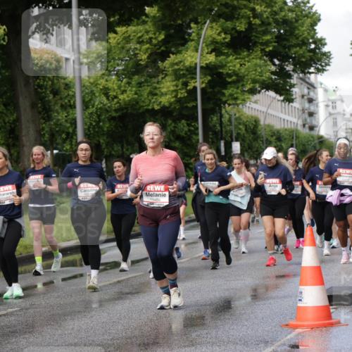 14.06.2026 - REWE Women's Run Jannik Wohlers http://msf.ph/oto/9798126 14.06.2026 09:12:30 Laufen 11282, 7, 10457, 10916, 10456 meine-sportfotos.de