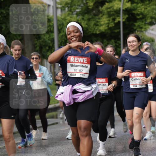 14.06.2026 - REWE Women's Run Jannik Wohlers http://msf.ph/oto/9798166 14.06.2026 09:12:36 Laufen 11317, 10909, 557, 10182, 57, 073, 10751 meine-sportfotos.de