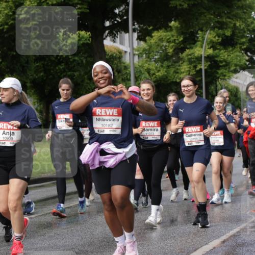 14.06.2026 - REWE Women's Run Jannik Wohlers http://msf.ph/oto/9798178 14.06.2026 09:12:36 Laufen 11237, 10909, 57, 1075, 10182, 7, 11073, 10751, 11168 meine-sportfotos.de