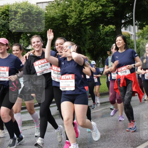 14.06.2026 - REWE Women's Run Jannik Wohlers http://msf.ph/oto/9798222 14.06.2026 09:12:39 Laufen 11380, 11088, 57, 10487, 57, 11029, 11168, 57, 114, 11277, 10509 meine-sportfotos.de
