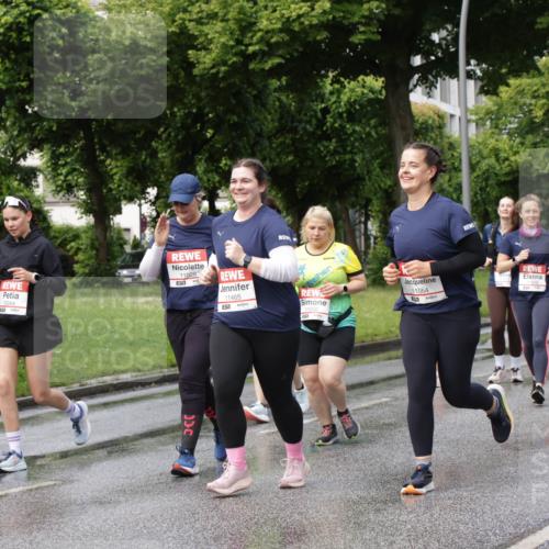 14.06.2026 - REWE Women's Run Jannik Wohlers http://msf.ph/oto/9798334 14.06.2026 09:12:53 Laufen 10045, 10044, 11028, 11465, 57, 11000, 11064 meine-sportfotos.de