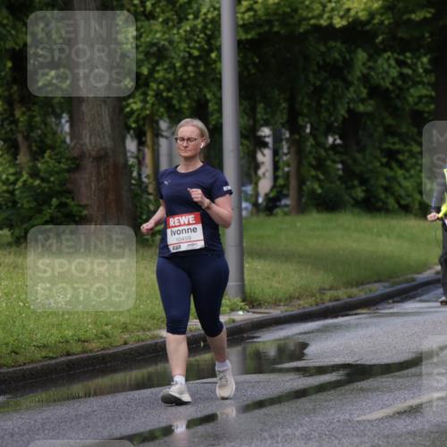 14.06.2026 - REWE Women's Run Jannik Wohlers http://msf.ph/oto/9798676 14.06.2026 09:14:41 Laufen 10459, 7 meine-sportfotos.de