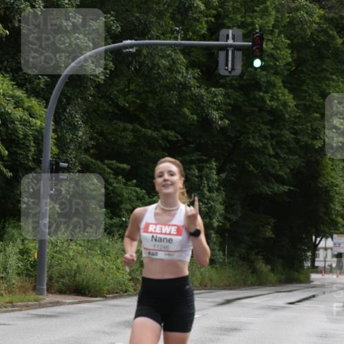 14.06.2026 - REWE Women's Run Jannik Wohlers http://msf.ph/oto/9798769 14.06.2026 09:34:28 Laufen 11246, 86, 7 meine-sportfotos.de