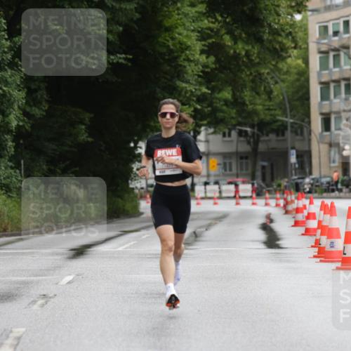 14.06.2026 - REWE Women's Run Jannik Wohlers http://msf.ph/oto/9798848 14.06.2026 09:39:02 Laufen 11471 meine-sportfotos.de