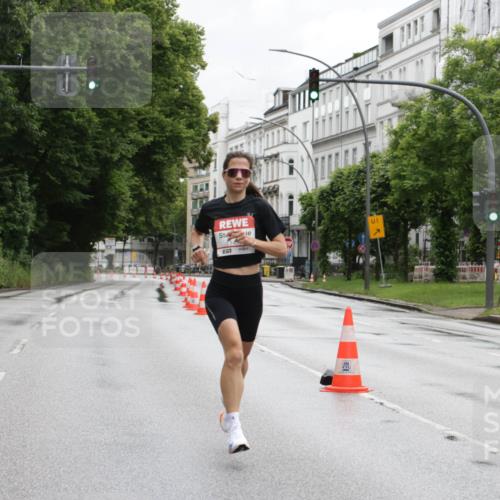 14.06.2026 - REWE Women's Run Jannik Wohlers http://msf.ph/oto/9798875 14.06.2026 09:39:06 Laufen 114, 517, 01 meine-sportfotos.de