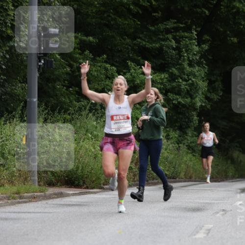 14.06.2026 - REWE Women's Run Jannik Wohlers http://msf.ph/oto/9798910 14.06.2026 09:40:06 Laufen 10080 meine-sportfotos.de