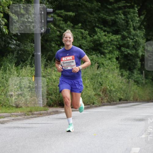 14.06.2026 - REWE Women's Run Jannik Wohlers http://msf.ph/oto/9799004 14.06.2026 09:40:41 Laufen 10848, 57 meine-sportfotos.de