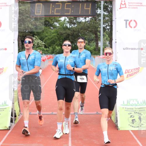 14.06.2026 - 7 Türme Triathlon Andreas Tolksdorf http://msf.ph/oto/9799099 14.06.2026 11:55:14 Ziel 523, 524, 525, 526 meine-sportfotos.de