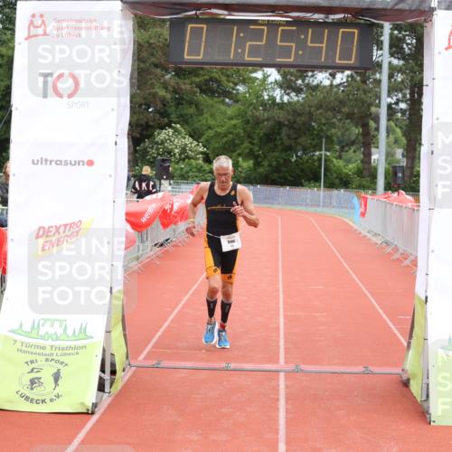14.06.2026 - 7 Türme Triathlon Andreas Tolksdorf http://msf.ph/oto/9799100 14.06.2026 11:55:40 Ziel 435 meine-sportfotos.de