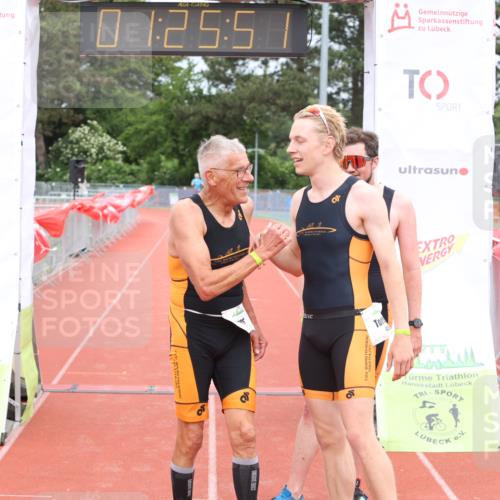 14.06.2026 - 7 Türme Triathlon Andreas Tolksdorf http://msf.ph/oto/9799107 14.06.2026 11:55:50 Ziel  meine-sportfotos.de
