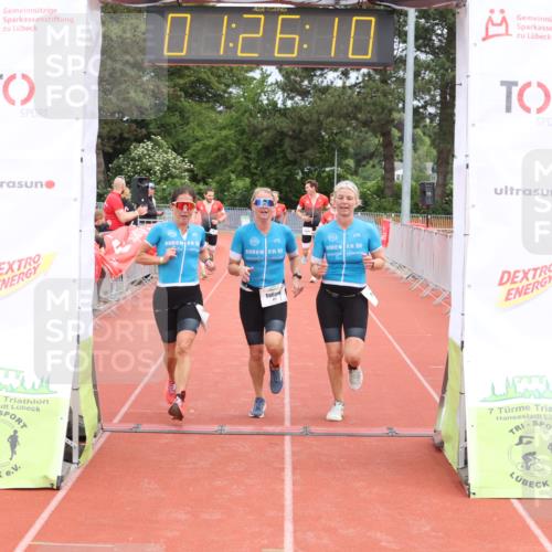 14.06.2026 - 7 Türme Triathlon Andreas Tolksdorf http://msf.ph/oto/9799110 14.06.2026 11:56:09 Ziel 416, 417, 418, 419, 479, 480, 482 meine-sportfotos.de