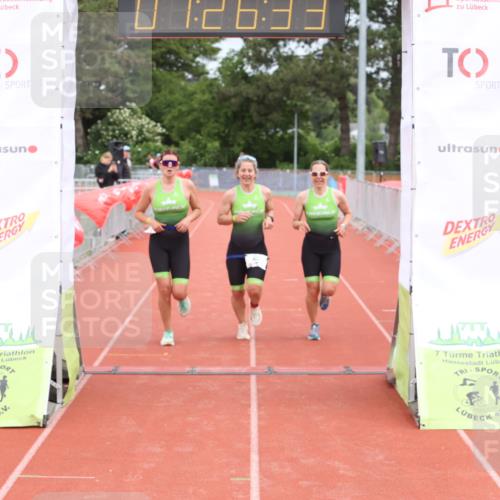 14.06.2026 - 7 Türme Triathlon Andreas Tolksdorf http://msf.ph/oto/9799120 14.06.2026 11:56:32 Ziel 504, 505, 506 meine-sportfotos.de