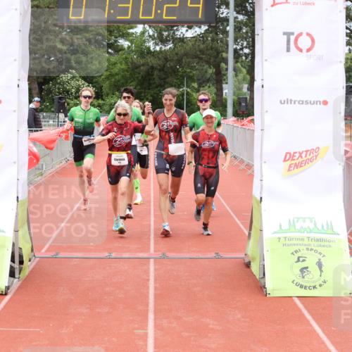 14.06.2026 - 7 Türme Triathlon Andreas Tolksdorf http://msf.ph/oto/9799162 14.06.2026 12:00:23 Ziel 450, 451, 452, 453, 475, 476, 477 meine-sportfotos.de