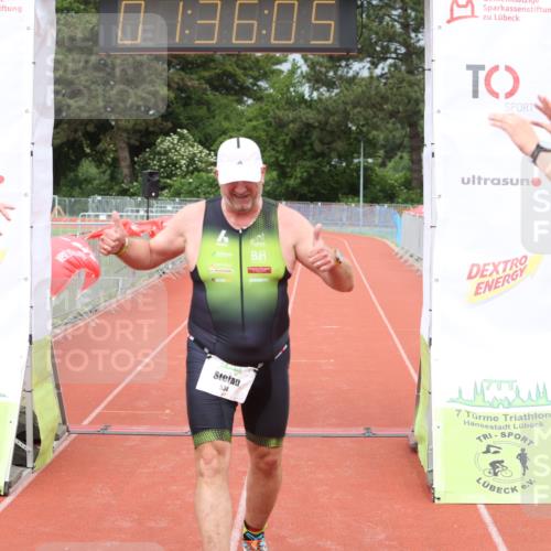 14.06.2026 - 7 Türme Triathlon Andreas Tolksdorf http://msf.ph/oto/9799203 14.06.2026 12:06:04 Ziel 534 meine-sportfotos.de
