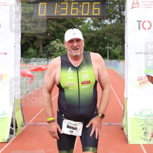 14.06.2026 - 7 Türme Triathlon Andreas Tolksdorf http://msf.ph/oto/9799204 14.06.2026 12:06:06 Ziel 534 meine-sportfotos.de