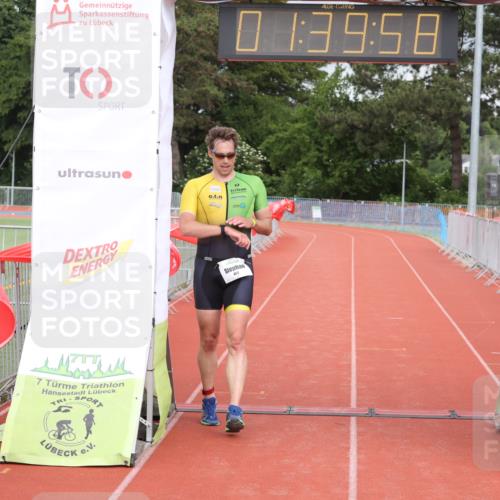 14.06.2026 - 7 Türme Triathlon Andreas Tolksdorf http://msf.ph/oto/9799233 14.06.2026 12:09:57 Ziel 464 meine-sportfotos.de