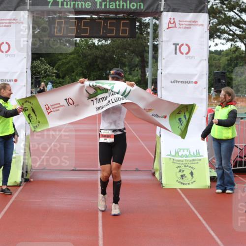 14.06.2026 - 7 Türme Triathlon Andreas Tolksdorf http://msf.ph/oto/9799269 14.06.2026 14:57:55 Ziel 805 meine-sportfotos.de