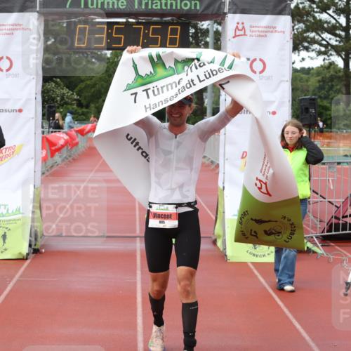 14.06.2026 - 7 Türme Triathlon Andreas Tolksdorf http://msf.ph/oto/9799275 14.06.2026 14:57:57 Ziel 805 meine-sportfotos.de