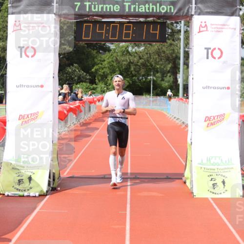14.06.2026 - 7 Türme Triathlon Andreas Tolksdorf http://msf.ph/oto/9799331 14.06.2026 15:08:12 Ziel 846 meine-sportfotos.de
