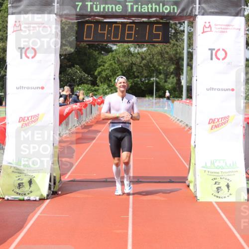14.06.2026 - 7 Türme Triathlon Andreas Tolksdorf http://msf.ph/oto/9799332 14.06.2026 15:08:12 Ziel 846 meine-sportfotos.de