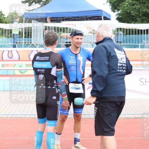 14.06.2026 - 7 Türme Triathlon Andreas Tolksdorf http://msf.ph/oto/9799371 14.06.2026 15:11:54 Ziel  meine-sportfotos.de