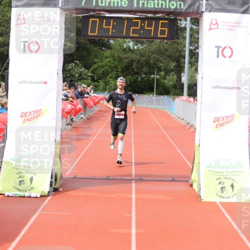 14.06.2026 - 7 Türme Triathlon Andreas Tolksdorf http://msf.ph/oto/9799378 14.06.2026 15:12:45 Ziel 757 meine-sportfotos.de