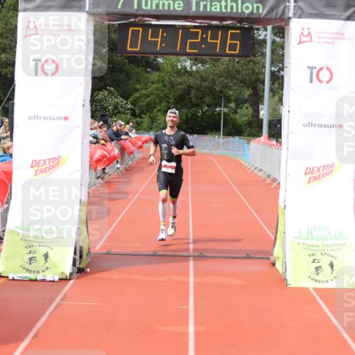 14.06.2026 - 7 Türme Triathlon Andreas Tolksdorf http://msf.ph/oto/9799379 14.06.2026 15:12:45 Ziel 757 meine-sportfotos.de