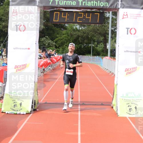14.06.2026 - 7 Türme Triathlon Andreas Tolksdorf http://msf.ph/oto/9799381 14.06.2026 15:12:46 Ziel 757 meine-sportfotos.de