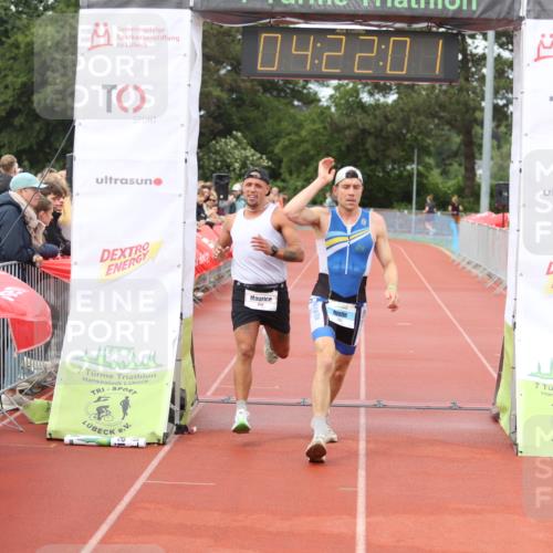 14.06.2026 - 7 Türme Triathlon Andreas Tolksdorf http://msf.ph/oto/9799509 14.06.2026 15:21:59 Ziel 890, 1102 meine-sportfotos.de