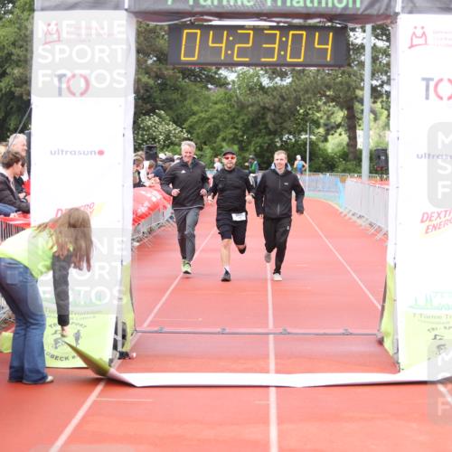 14.06.2026 - 7 Türme Triathlon Andreas Tolksdorf http://msf.ph/oto/9799521 14.06.2026 15:23:03 Ziel 1020, 1198 meine-sportfotos.de