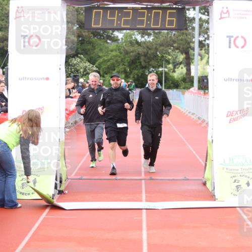 14.06.2026 - 7 Türme Triathlon Andreas Tolksdorf http://msf.ph/oto/9799525 14.06.2026 15:23:05 Ziel 1020, 1198 meine-sportfotos.de