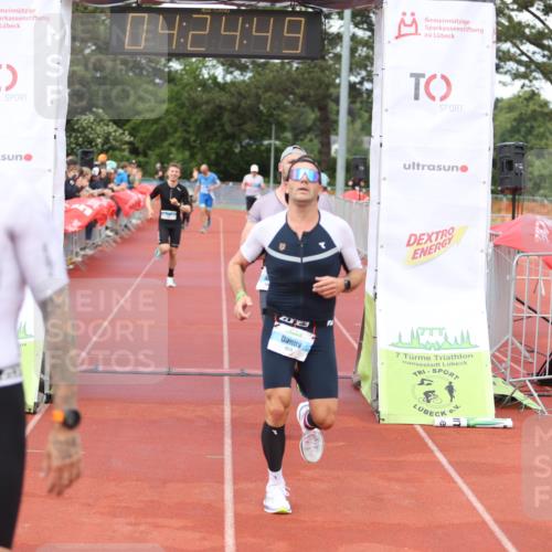 14.06.2026 - 7 Türme Triathlon Andreas Tolksdorf http://msf.ph/oto/9799583 14.06.2026 15:24:48 Ziel 873, 950, 959, 1019, 1026 meine-sportfotos.de