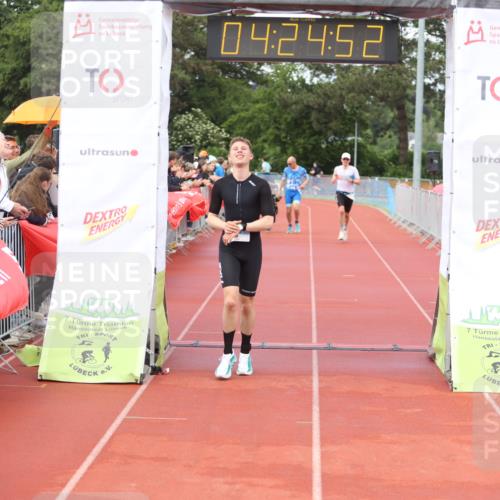 14.06.2026 - 7 Türme Triathlon Andreas Tolksdorf http://msf.ph/oto/9799589 14.06.2026 15:24:51 Ziel 873, 950, 959, 1019, 1026 meine-sportfotos.de