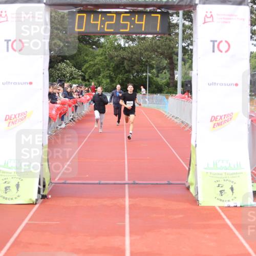 14.06.2026 - 7 Türme Triathlon Andreas Tolksdorf http://msf.ph/oto/9799616 14.06.2026 15:25:46 Ziel 1192 meine-sportfotos.de