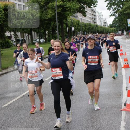 14.06.2026 - REWE Women's Run Jannik Wohlers http://msf.ph/oto/9799674 14.06.2026 10:39:25 Laufen 5675, 651, 5777 meine-sportfotos.de