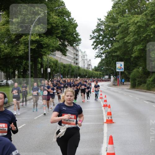 14.06.2026 - REWE Women's Run Jannik Wohlers http://msf.ph/oto/9799688 14.06.2026 10:39:29 Laufen 77, 5226 meine-sportfotos.de