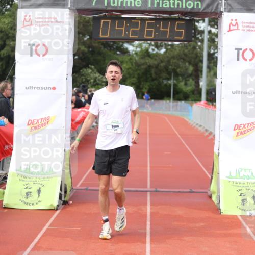 14.06.2026 - 7 Türme Triathlon Andreas Tolksdorf http://msf.ph/oto/9799713 14.06.2026 15:26:44 Ziel 1177 meine-sportfotos.de