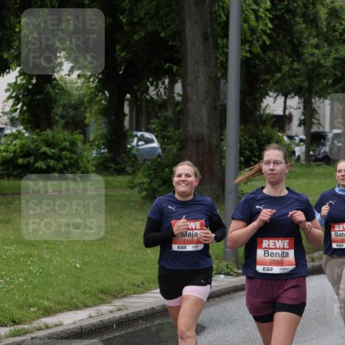 14.06.2026 - REWE Women's Run Jannik Wohlers http://msf.ph/oto/9799734 14.06.2026 10:39:34 Laufen 5112, 7, 5233, 57, 556, 7 meine-sportfotos.de