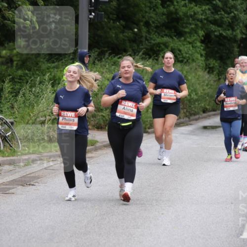 14.06.2026 - REWE Women's Run Jannik Wohlers http://msf.ph/oto/9799791 14.06.2026 11:02:17 Laufen 5543, 5825, 7, 5593, 7 meine-sportfotos.de