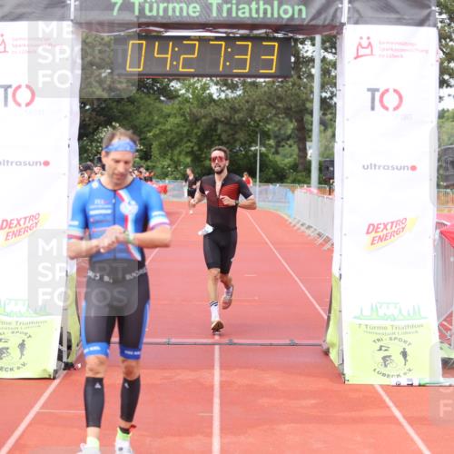 14.06.2026 - 7 Türme Triathlon Andreas Tolksdorf http://msf.ph/oto/9799835 14.06.2026 15:27:32 Ziel 851, 994 meine-sportfotos.de